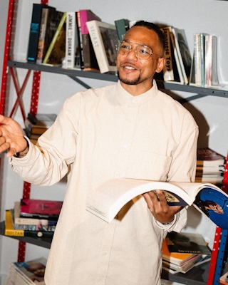 Casa Blanca Image 03 COMBO